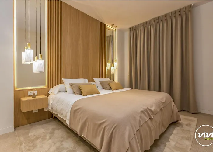 Apartamento Vivi Homes - Alma Pool, Gym, Sauna, Terrace & Sea View *