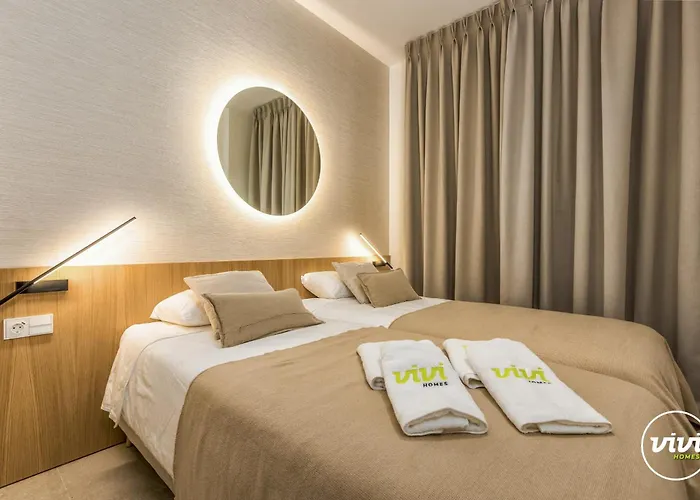 Vivi Homes - Alma Pool, Gym, Sauna, Terrace & Sea View *