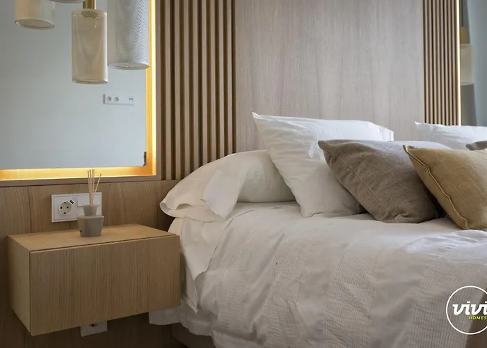 Apartamento Vivi Homes - Alma Pool, Gym, Sauna, Terrace & Sea View Torremolinos