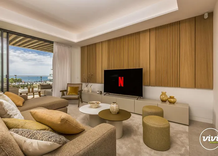 Vivi Homes - Alma Pool, Gym, Sauna, Terrace & Sea View Apartamento *