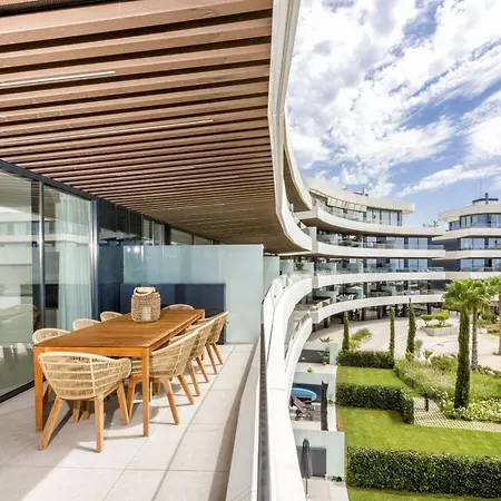 Vivi Homes - Alma Pool, Gym, Sauna, Terrace & Sea View Appartement *