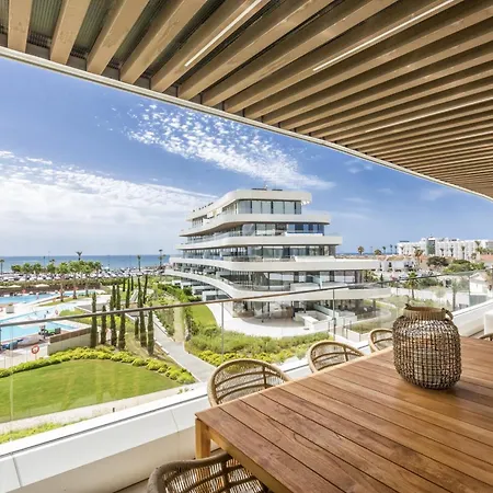Appartement Vivi Homes - Alma Pool, Gym, Sauna, Terrace & Sea View