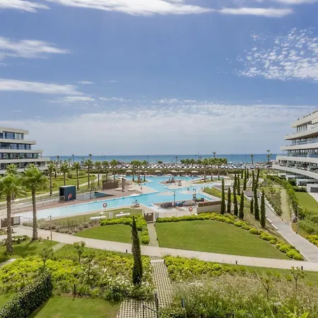 Vivi Homes - Alma Pool, Gym, Sauna, Terrace & Sea View