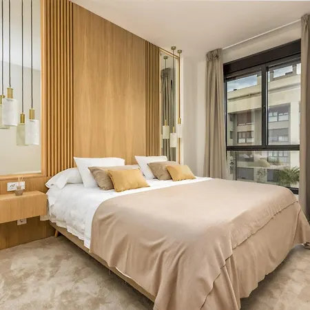 Vivi Homes - Alma Pool, Gym, Sauna, Terrace & Sea View Apartment